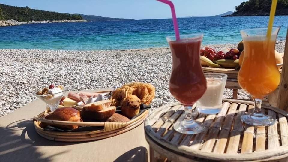 Eleon Suites New Isomata المظهر الخارجي الصورة